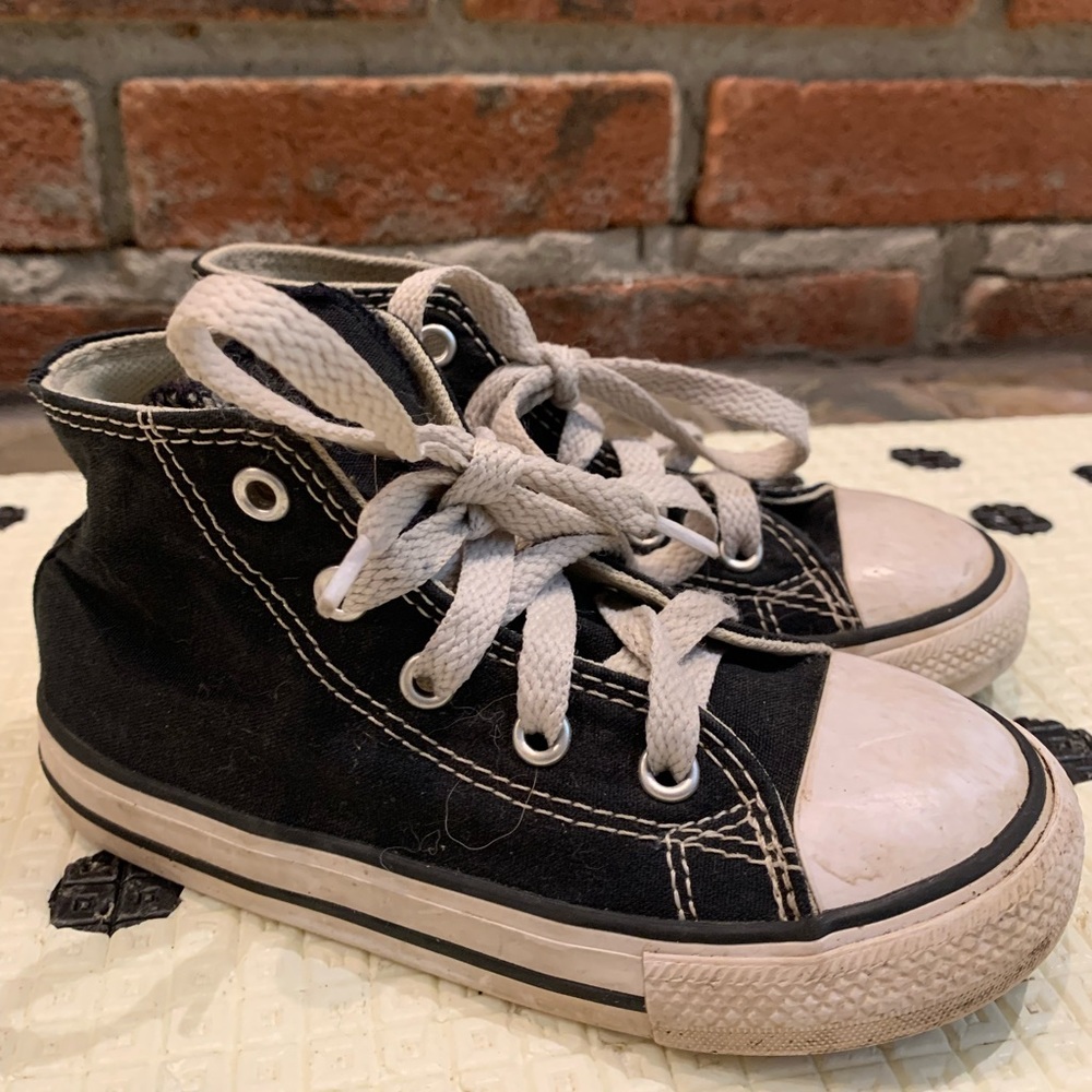 Toddler converse